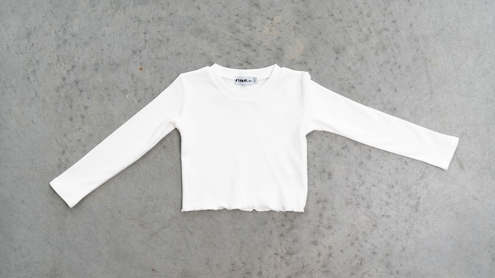 Core Long Sleeve Crop